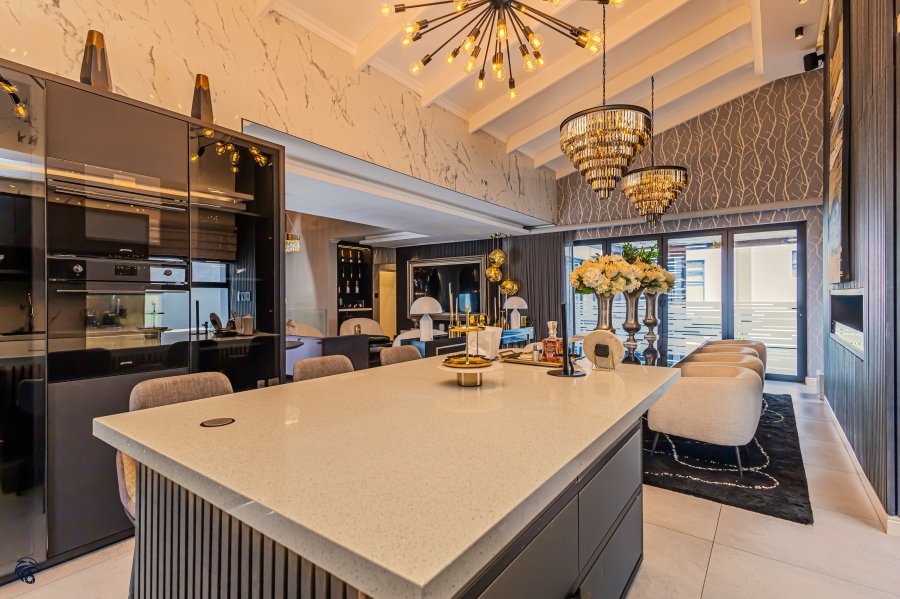 3 Bedroom Property for Sale in Calypso Beach Western Cape